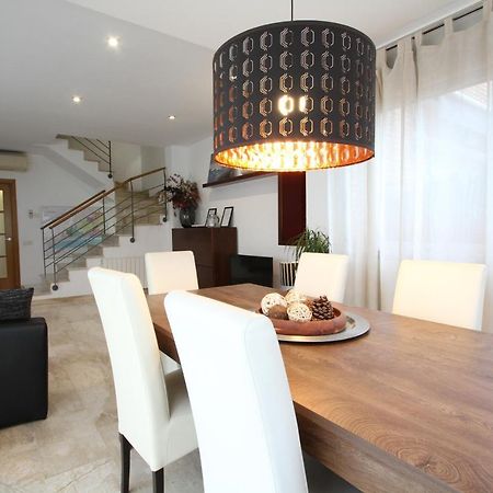 Beach House Castelldefels Exterior photo