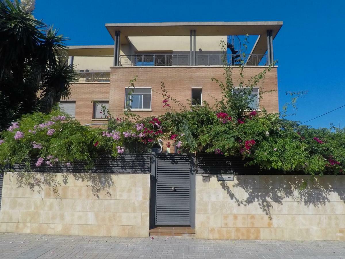 Beach House Castelldefels Exterior photo